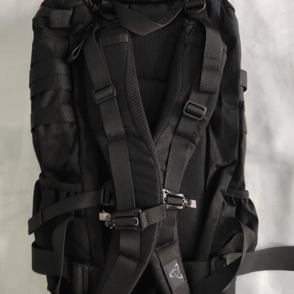 Pre-owned Mystery Ranch Blitz 30 L Backpack - Picture 11 of 13